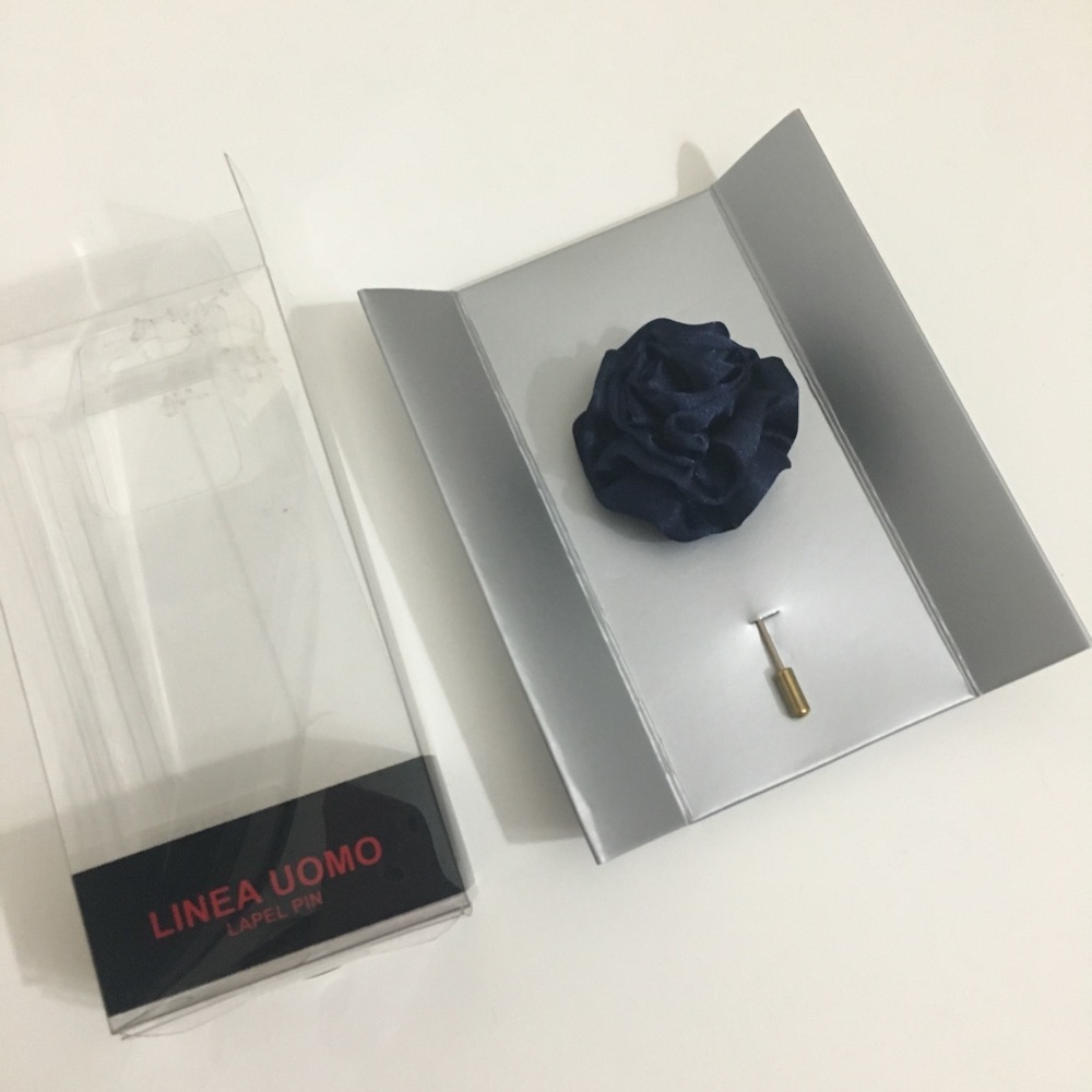 Men’s Navy Blue Lapel Pin